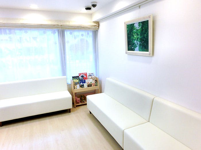 巣鴨さくらなみき皮膚科待合室