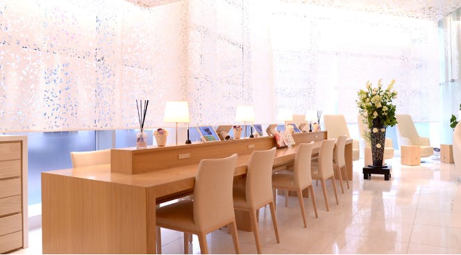 クオーツデンタルクリニック待合室