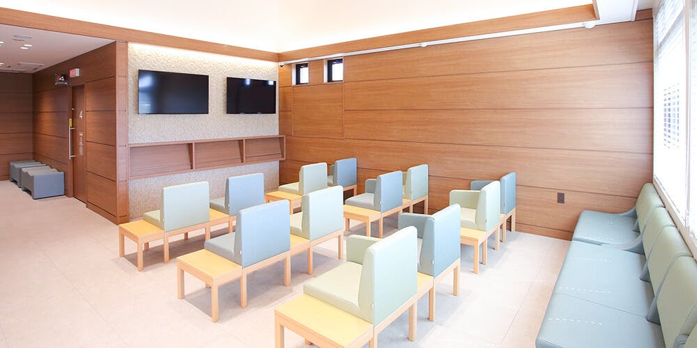 なぎさクリニック待合室