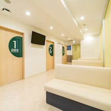 阿佐ヶ谷駅前パール皮膚科待合室