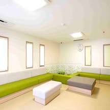 宮千代皮フ科クリニック待合室