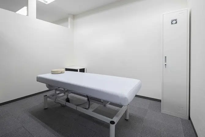 メンズエミナル 青森院処置室