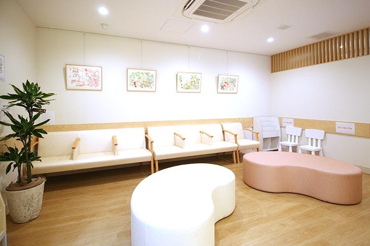 美鳳クリニック待合室