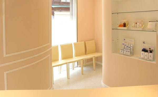大嶋皮膚科クリニック待合室