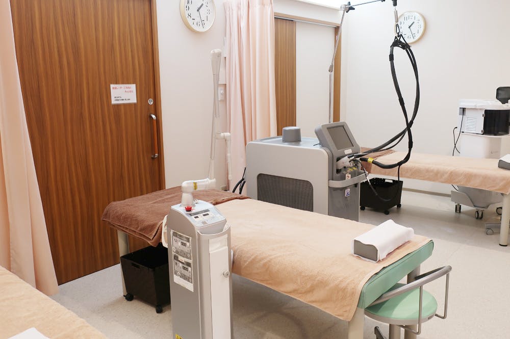 たみず皮フ科処置室
