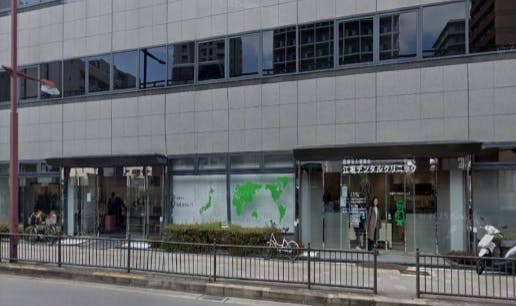 江坂デンタルクリニック外観