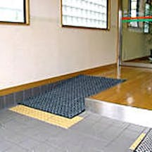 山口皮ふ科医院玄関