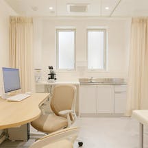 西荻窪ゆか皮ふ科診察室