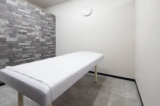 メンズエミナル 福岡天神院施術室