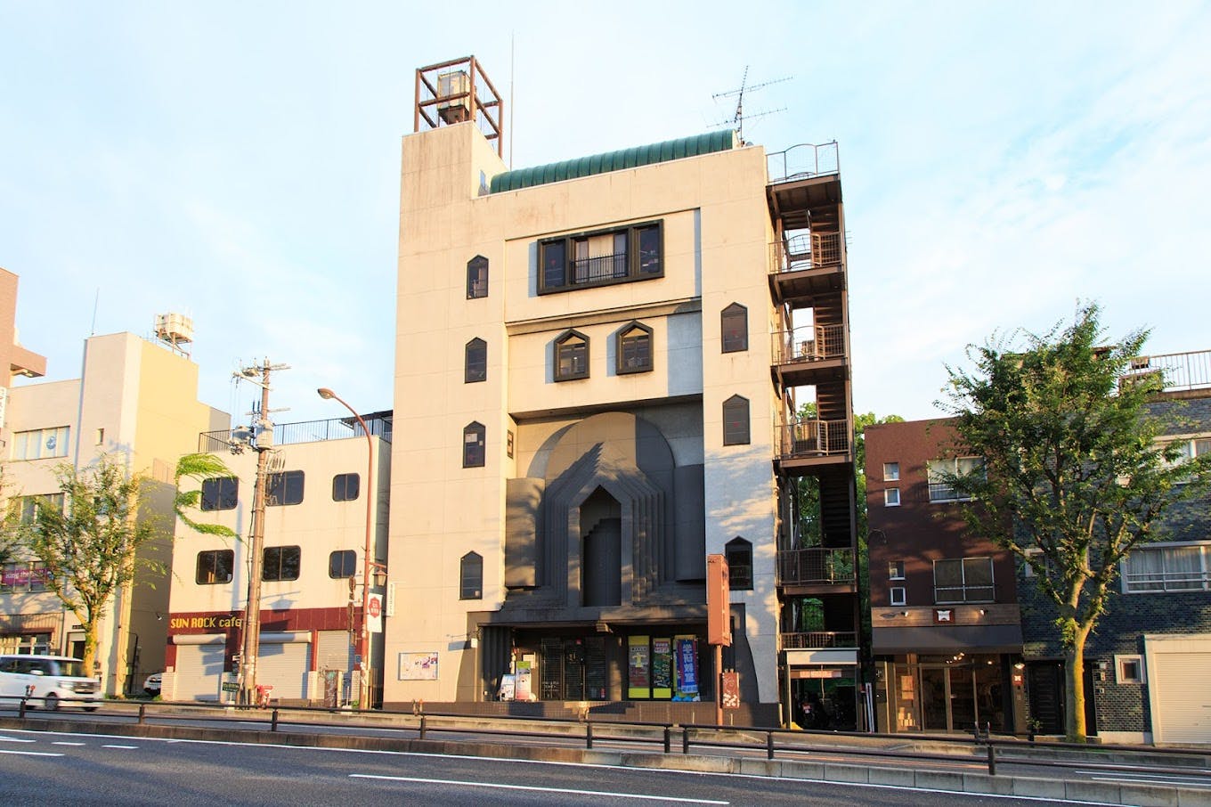 なら美容形成クリニック外観