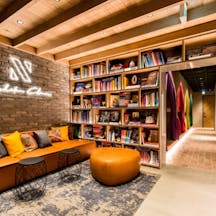 にしたんクリニック 銀座院待合室