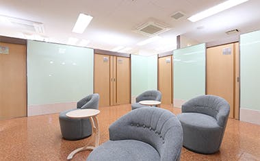 知立南クリニック/ 旧名：知立南皮フ科待合室