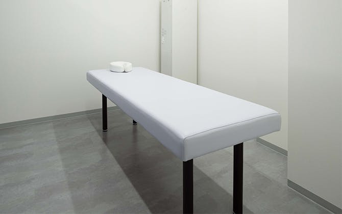 メンズエミナル 梅田院処置室