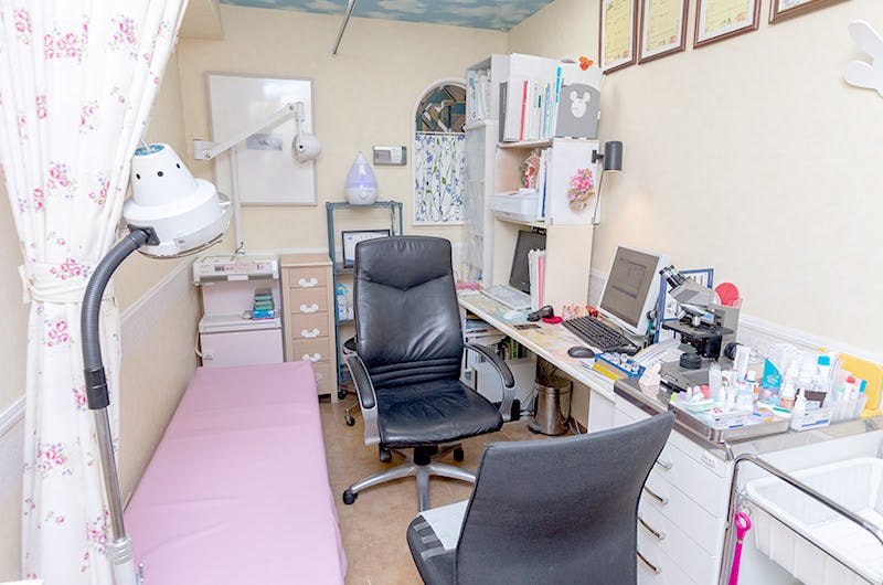 にっしん皮フ科・形成外科診察室