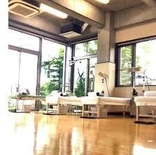 戸祭診療所待合室2