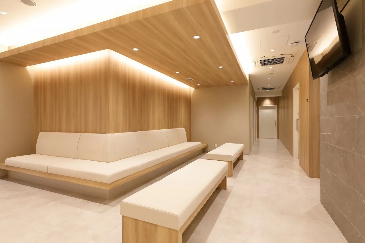 西台高島平内科・内視鏡・皮膚科クリニック待合