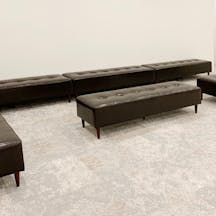 リゼクリニック立川院待合室