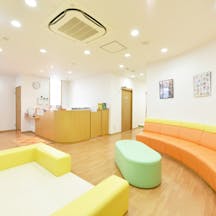 メディカルボックス東大和受付 待合室