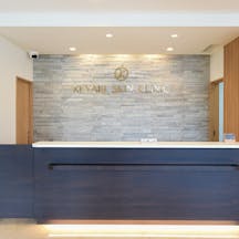 けやきスキンクリニック受付