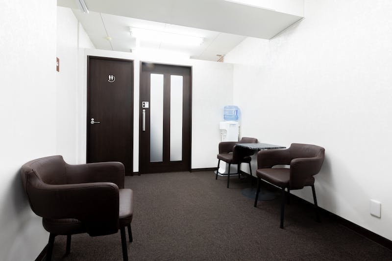 神戸あけびクリニック美容外科待合室