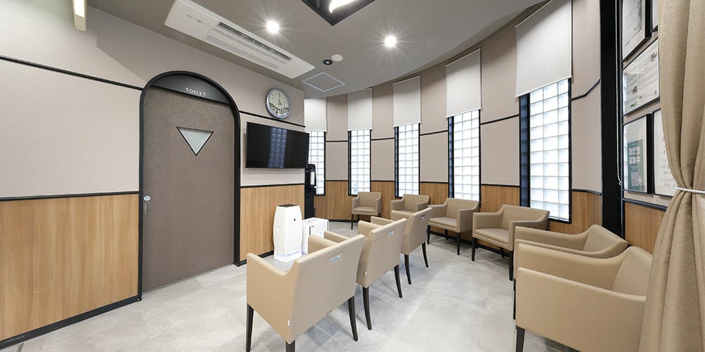 天白橋内科内視鏡クリニック待合室