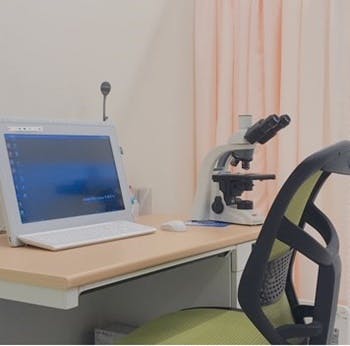 さくら皮フ科スキンケアクリニック診察室