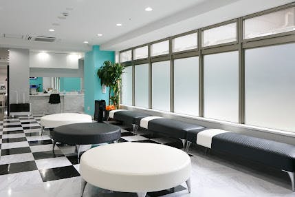 アイケアクリニック 福島院受付 待合室