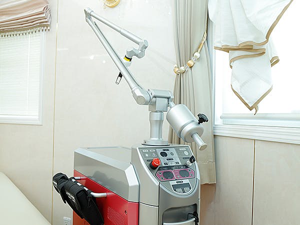 ひびきの皮ふ科機器