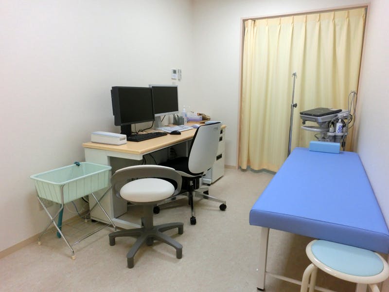 井草内科クリニック診察室