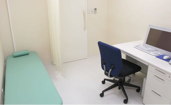 大嶋皮膚科クリニック診察室