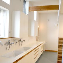 すぎうら形成外科・皮フ科内観