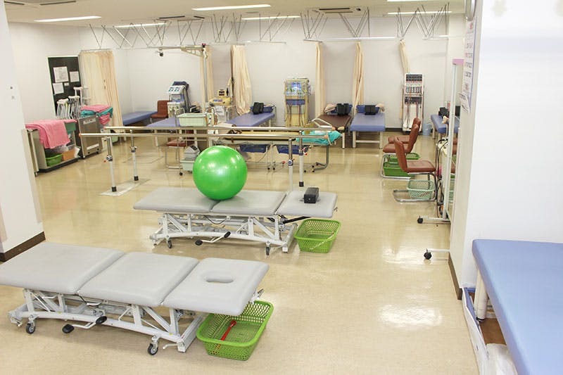 とうめい厚木クリニックリハビリ室