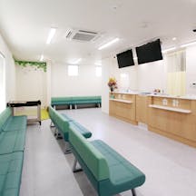 みなみ町皮フ科クリニック待合室