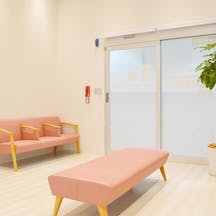 かつしかキュアクリニック待合室