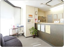 神田美容外科形成外科医院 注入療法研究所受付