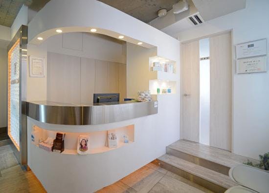 ホワイトエッセンス 中目黒院