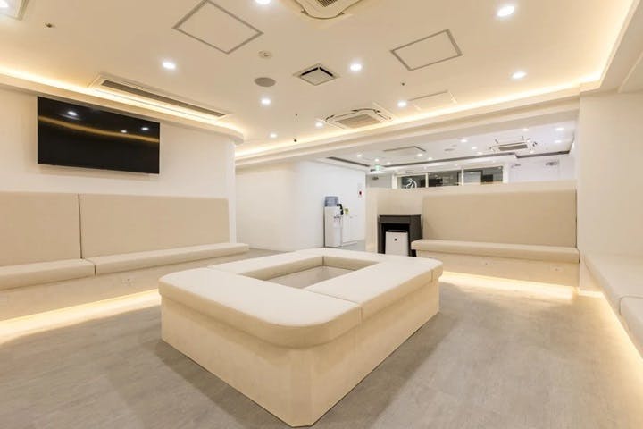 ベンスクリニック新宿_待合室