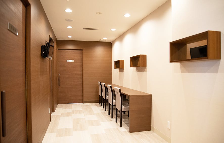 赤羽駅前女性クリニック待合室