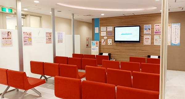 品川美容クリニック 新宿院待合室