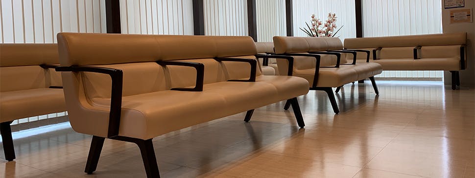 成山ひだまりクリニック待合