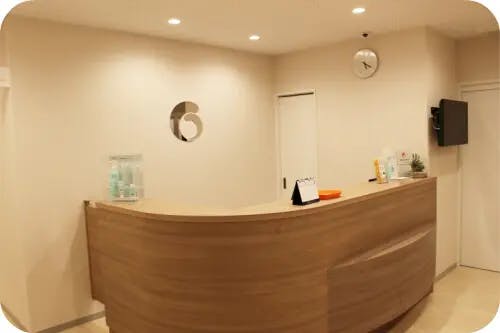 武蔵新城駅前皮膚科受付