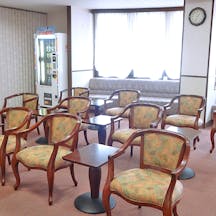 原田レディースクリニック待合室