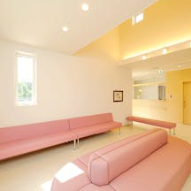 はせがわ泌尿器科皮フ科クリニック待合室