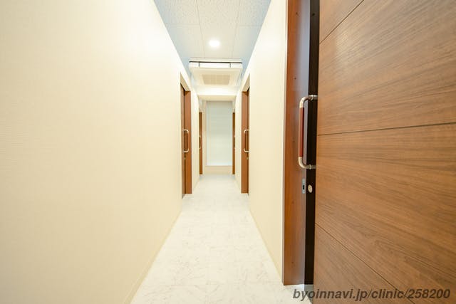 東京中央美容外科・美容皮膚科 福島院廊下