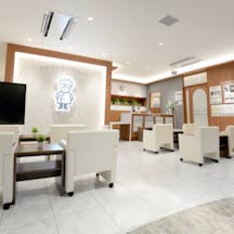 江坂デンタルクリニック待合室