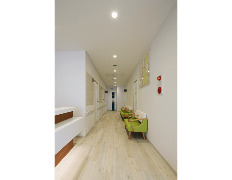 刈谷なりたクリニック待合室