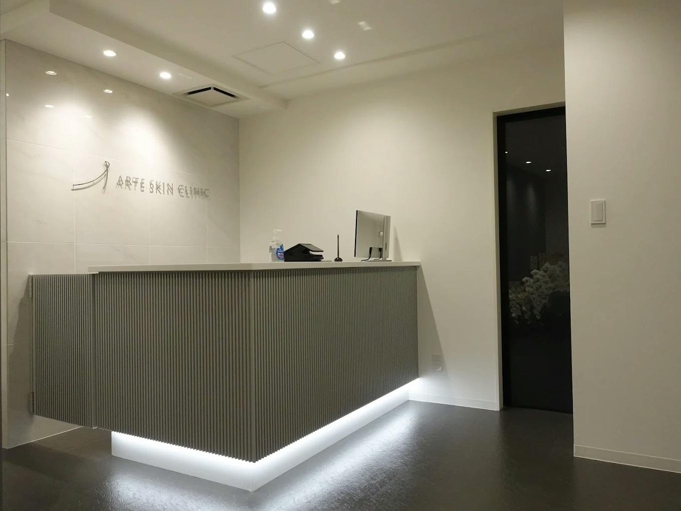 アルテスキンクリニック(ARTE SKIN CLINIC)受付