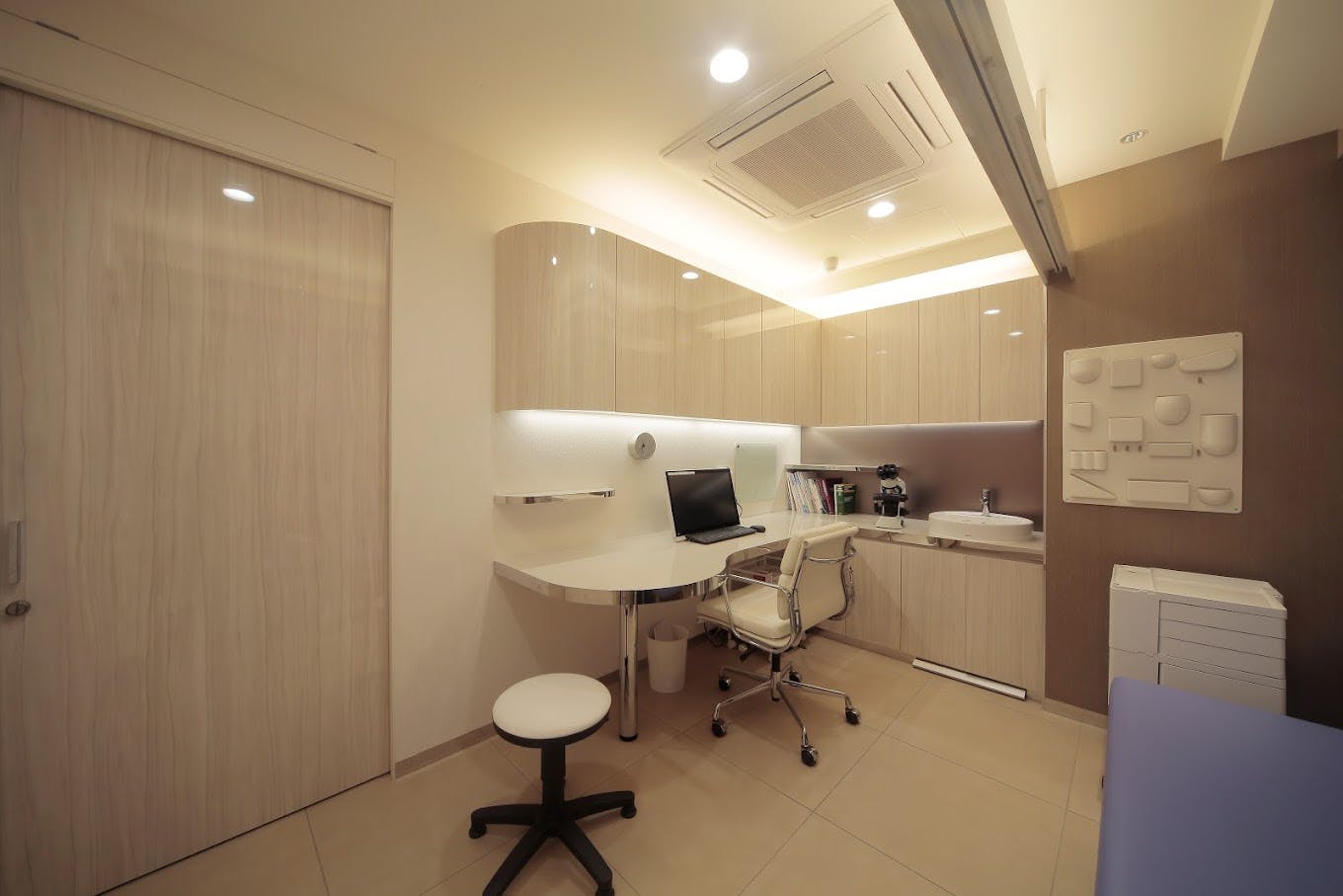 エミスキンクリニック松濤(emiスキンクリニック松濤)診察室