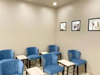 あおばクリニック 仙台院待合室