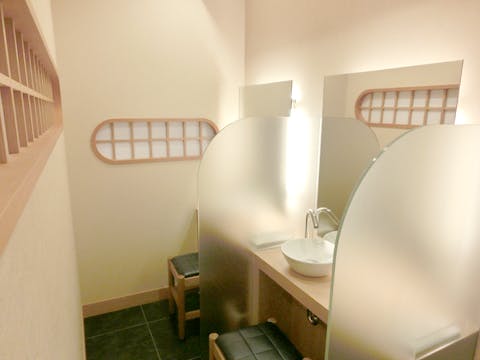 有川スキンクリニックパウダールーム